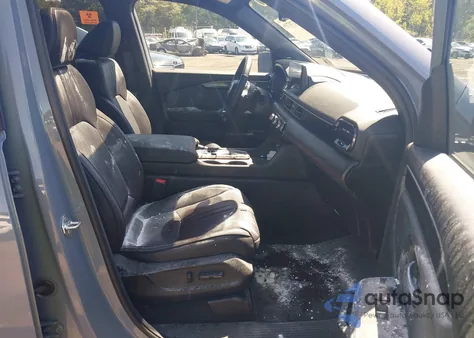 2025 Honda Pilot Black Edition z USA, uszkodzony, nr VIN 5FNYG1H91SB071090